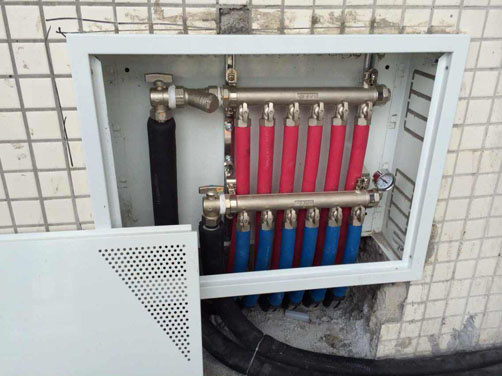 空氣能地曖機(jī)