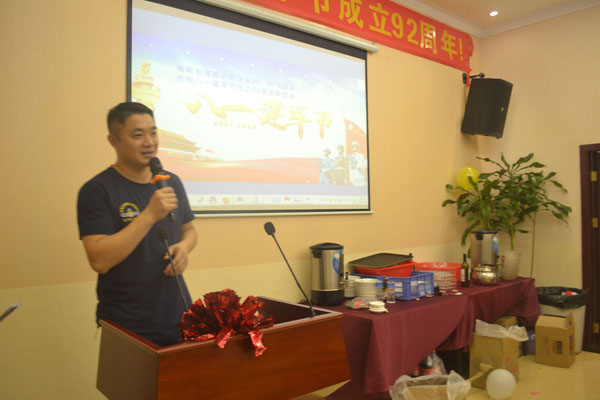 戰友上臺分享