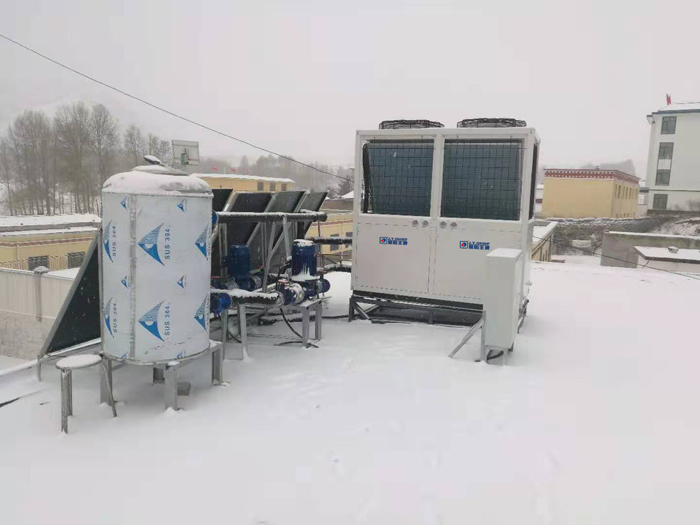 中鐵局 聚陽(yáng) 光伏板+空氣能采暖