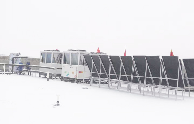  中鐵三局光伏板熱泵低溫采暖2萬平采用聚陽公司最新超低溫光伏熱泵采暖 